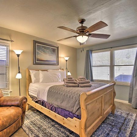 Central Phoenix Cottage With Private Yard! Bagian luar foto