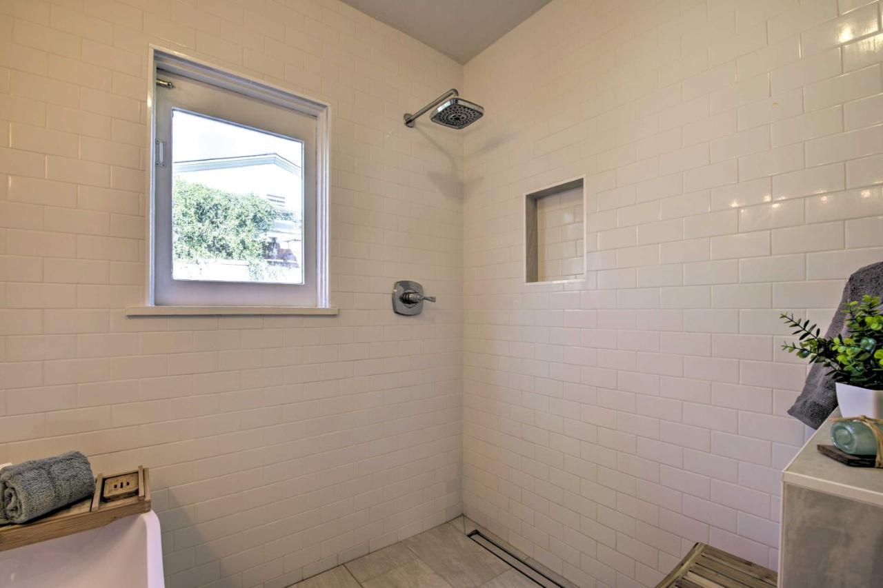 Central Phoenix Cottage With Private Yard! Bagian luar foto