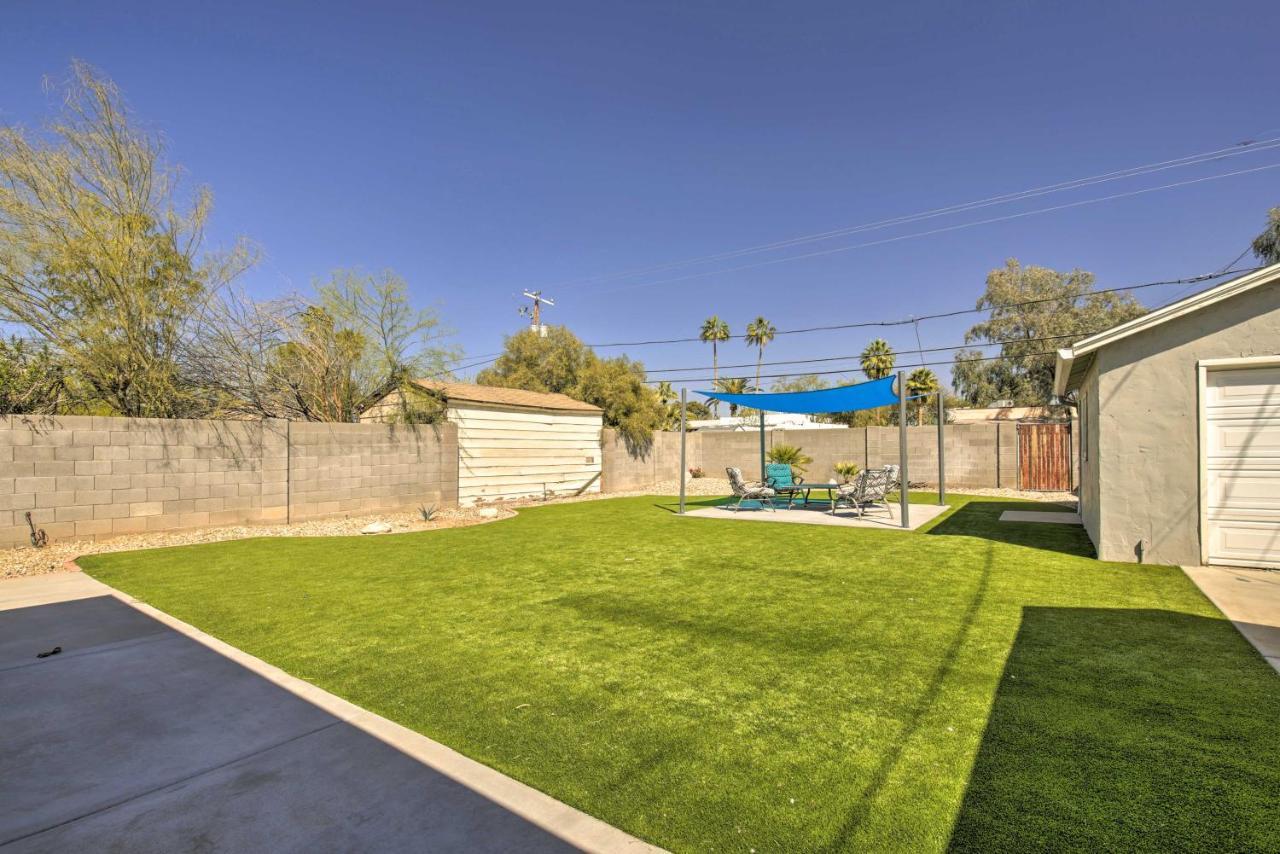 Central Phoenix Cottage With Private Yard! Bagian luar foto