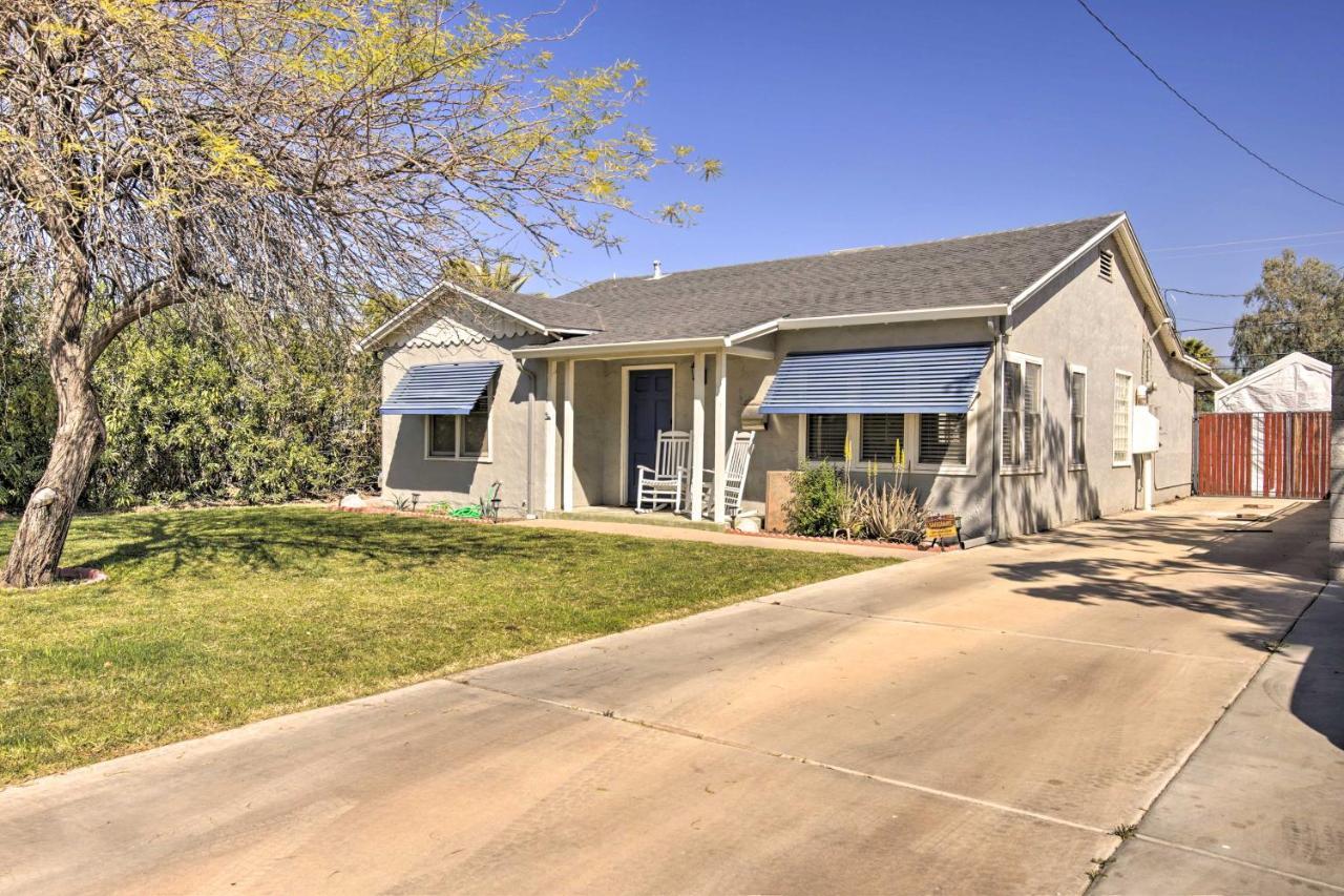 Central Phoenix Cottage With Private Yard! Bagian luar foto